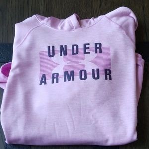 Under armour sweatshirt like new!